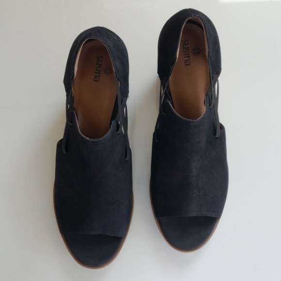 Pierson Leather Cut-Out Open Toe Bootie - Picture 2 of 4